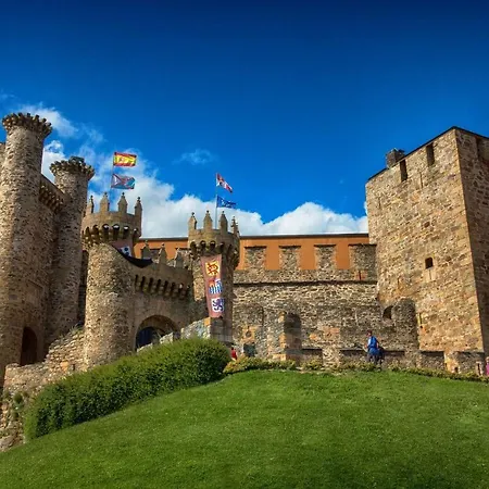 Casco Antiguo Apartamento Διαμέρισμα Ponferrada